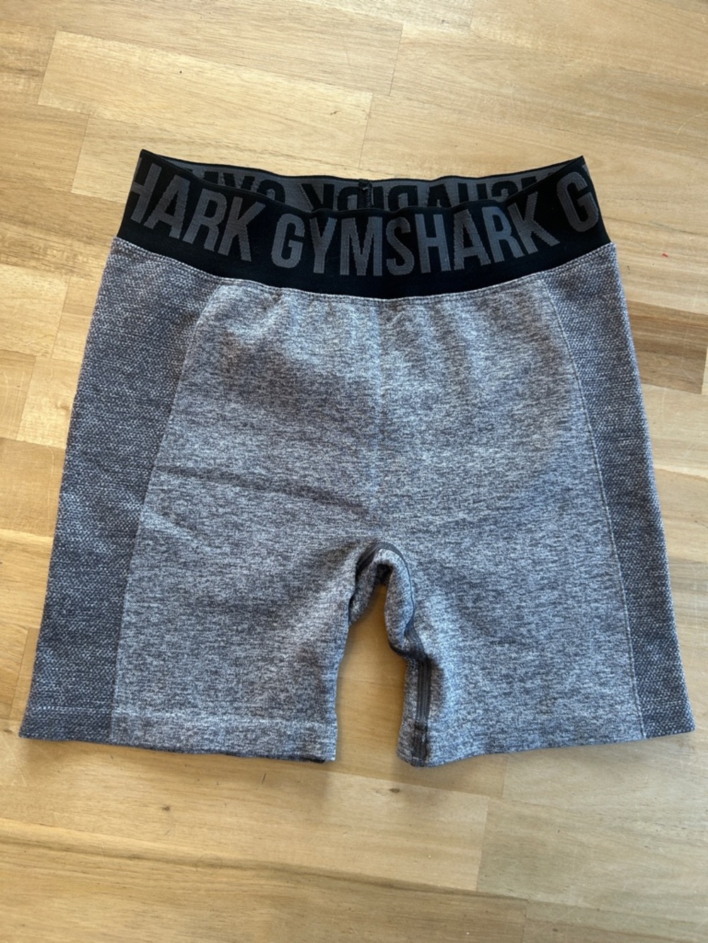 Gymshark Biker short  Grey Small